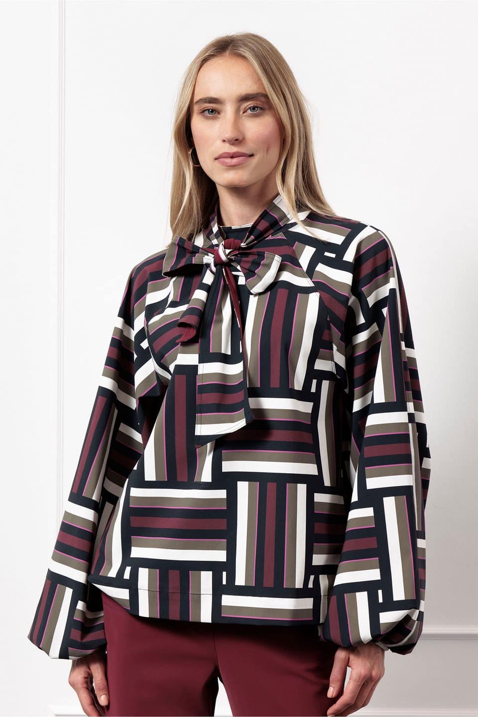 Teske graphic blouse