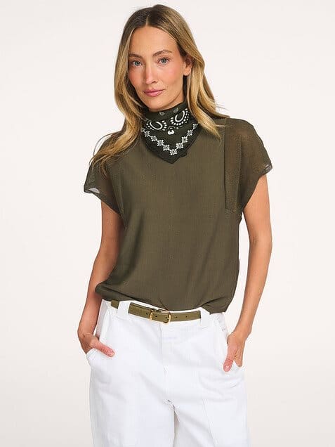 Sweater with short sleeves