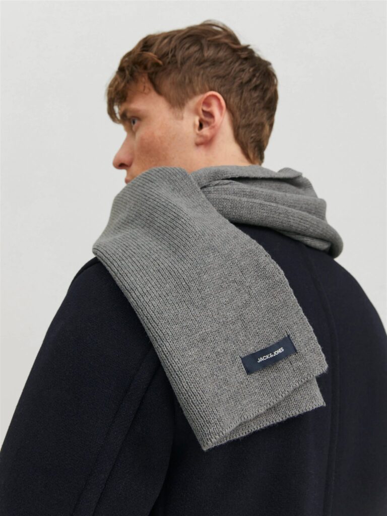 Jacdna Scarf